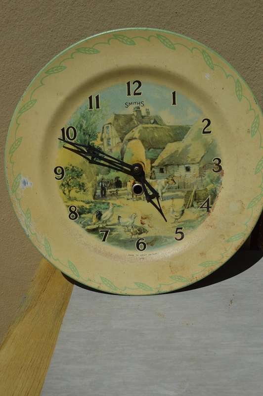 Enamel Smiths old farm kitchen clock working with key