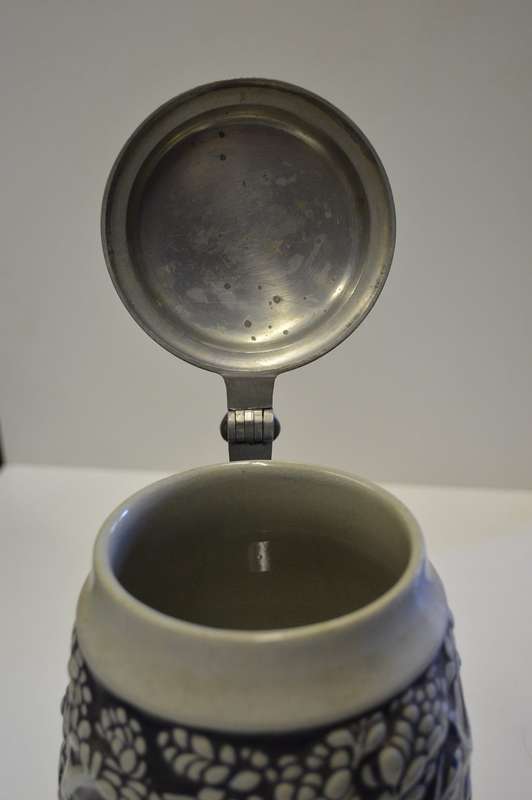 Nice RARE  grey and cobolt blue 1986 Deumler and Breiden  HOHR Beer stein