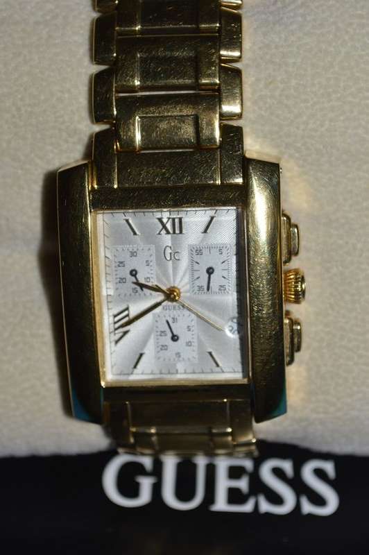 Large luxurious GUESS chronograph mens watch GC2000 new old stock