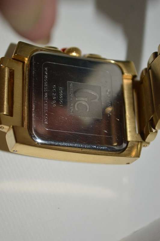 Large luxurious GUESS chronograph mens watch GC2000 new old stock