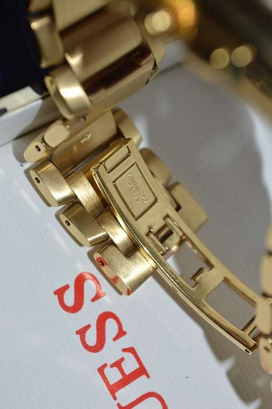 Large luxurious GUESS chronograph mens watch GC2000 new old stock