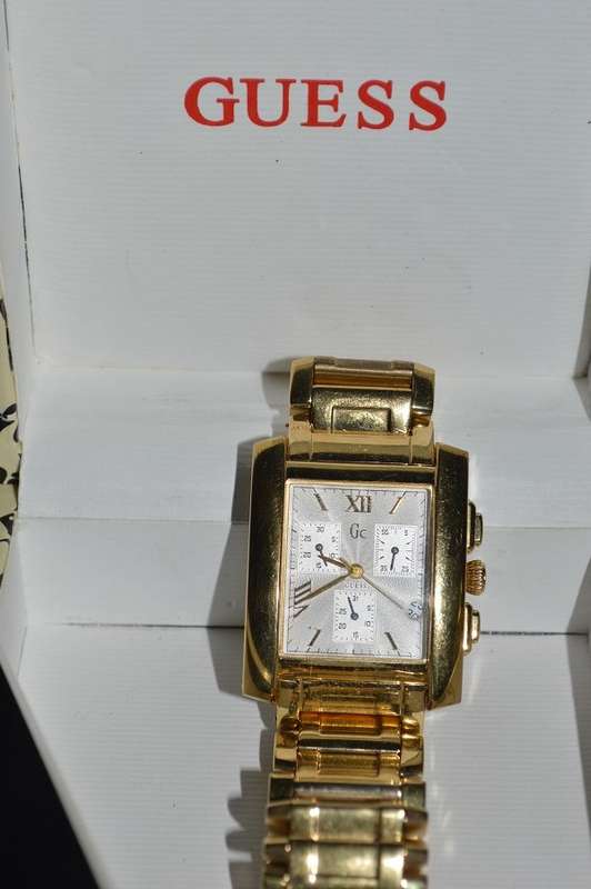 Large luxurious GUESS chronograph mens watch GC2000 new old stock