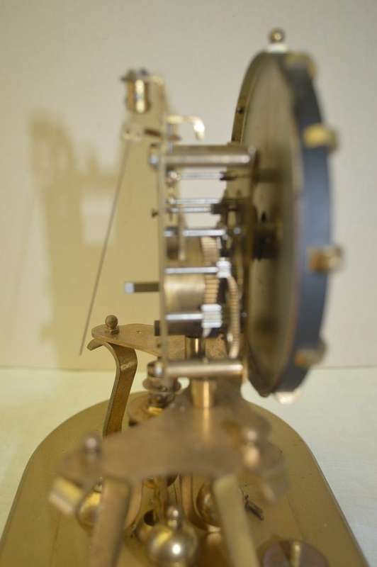 Blacj face key wind Torsion clock