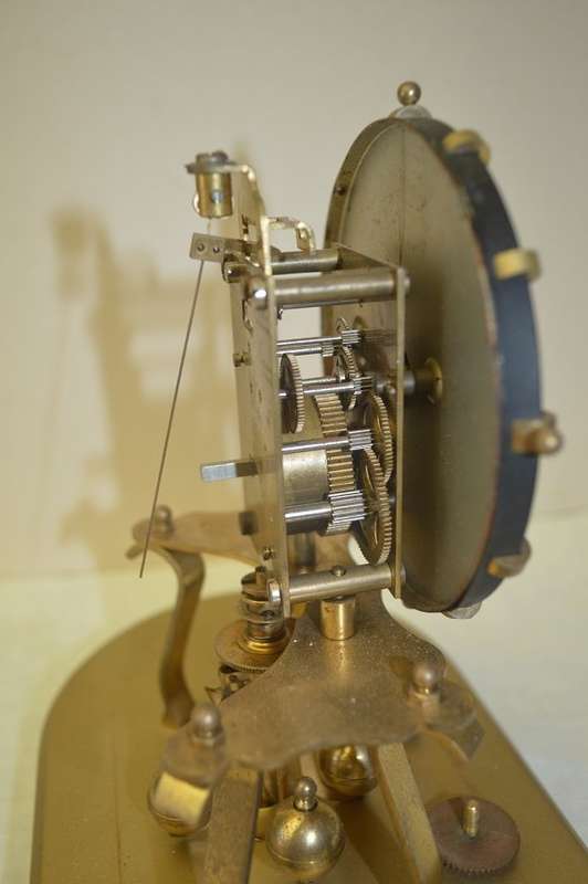 Blacj face key wind Torsion clock