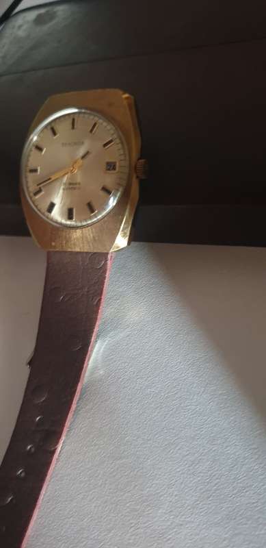 Lovely Sekonda (USSR) 30 Jewel mens art deco watch