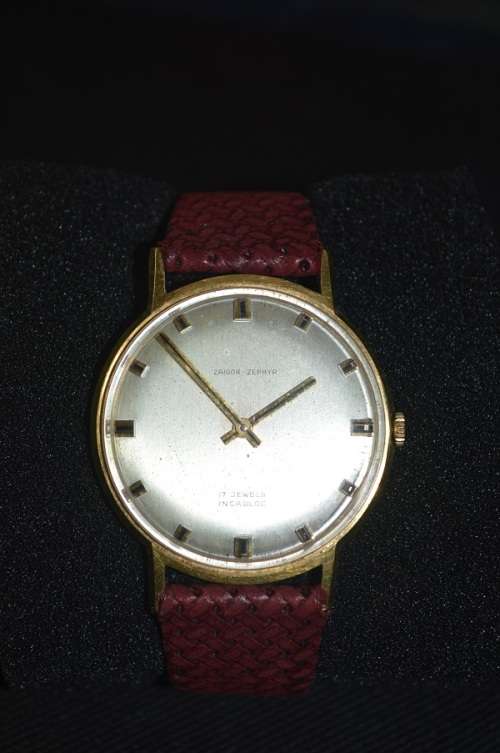Zaigor Zephyr Swiss 17 Jewels incabloc mens watch