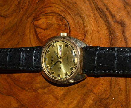 Oris - Vintage Twin Date - Men - 1970-1979 watch low starting price