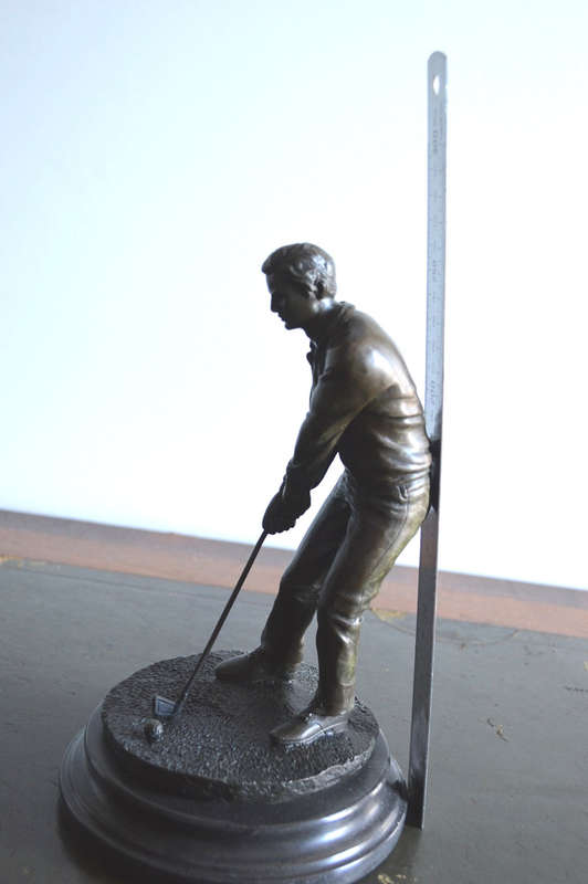 Bronze golf player. would make a lovely gift or trophy