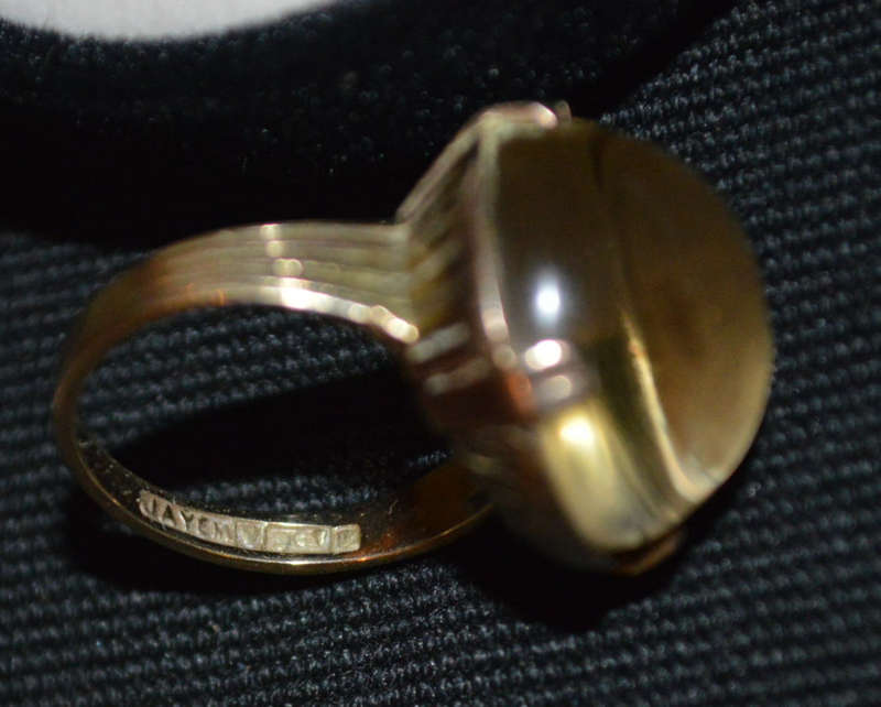 9ct gold large Jayem ladies ring