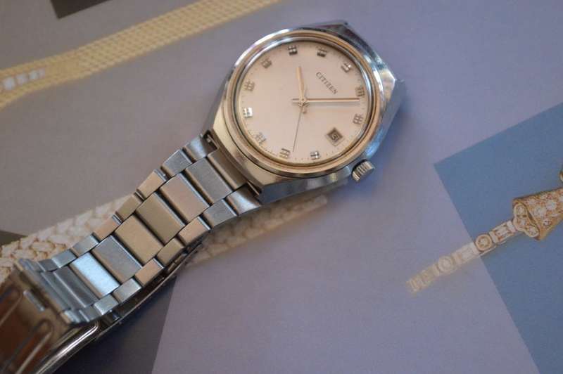 Citizen cal.8260A -- mens watch -- 1970s