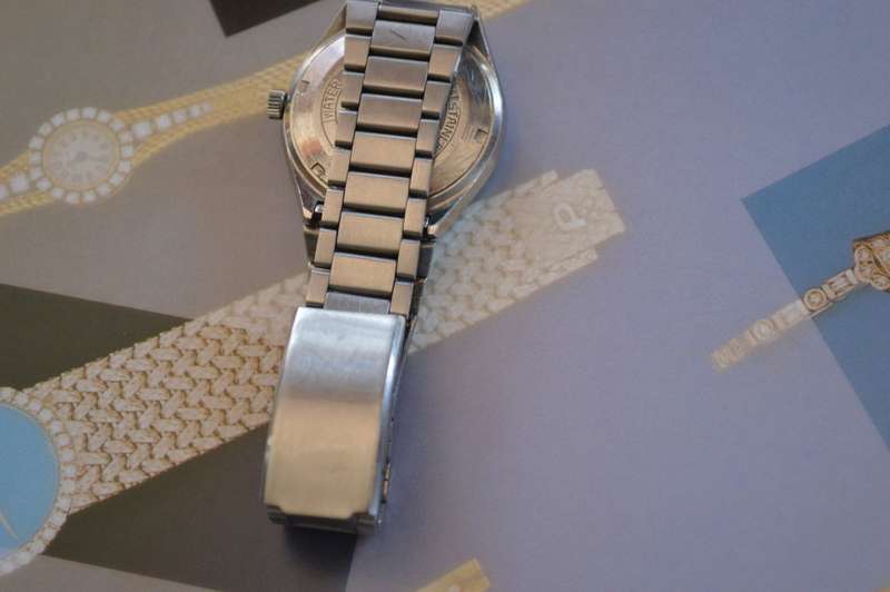 Citizen cal.8260A -- mens watch -- 1970s