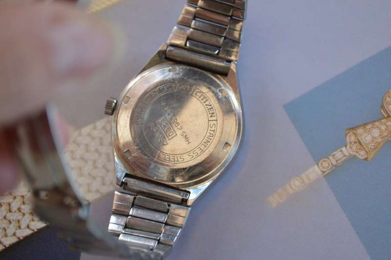 Citizen cal.8260A -- mens watch -- 1970s