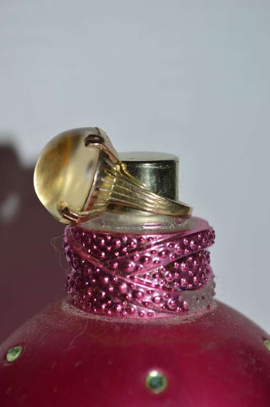 9ct gold large Jayem ladies ring