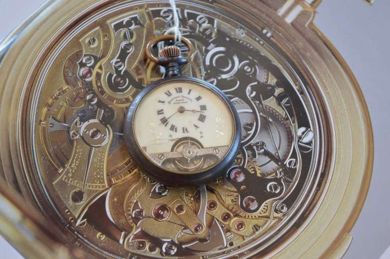 Hebdomas 8 Day gun metal pocket watch working reduced