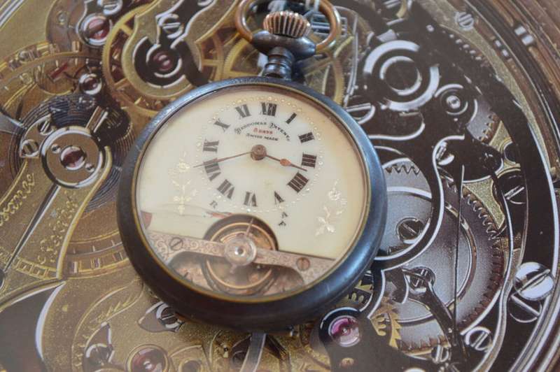 Hebdomas 8 Day gun metal pocket watch working reduced