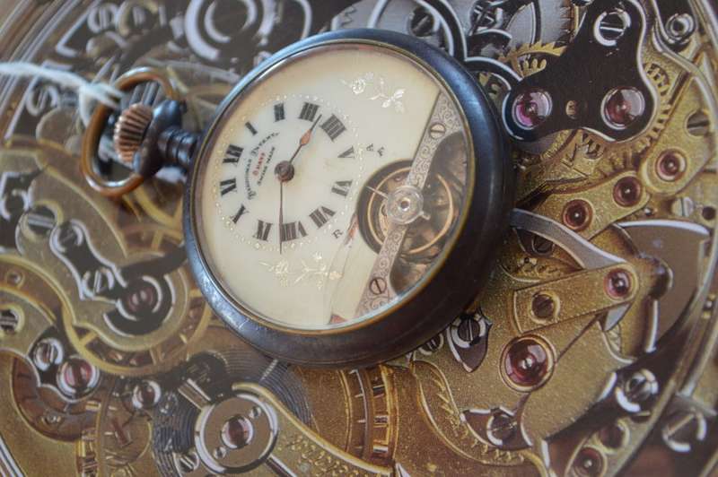 Hebdomas 8 Day gun metal pocket watch working reduced