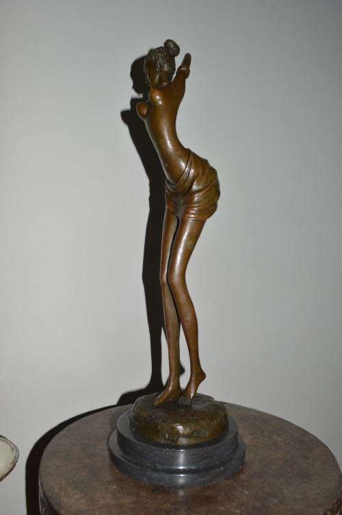 REDUCED Bronze African water girl height 58cm REDUCED weight 6.5kg