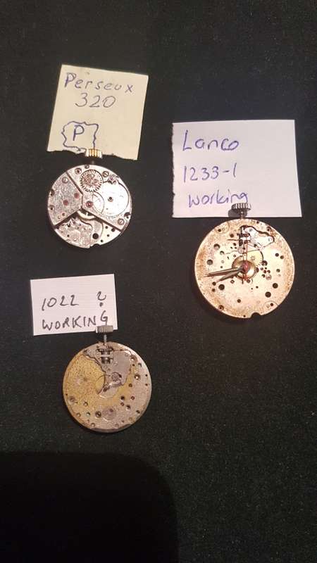 3 watch movements 2x working as per pictures 1022 , perseux, Lanco