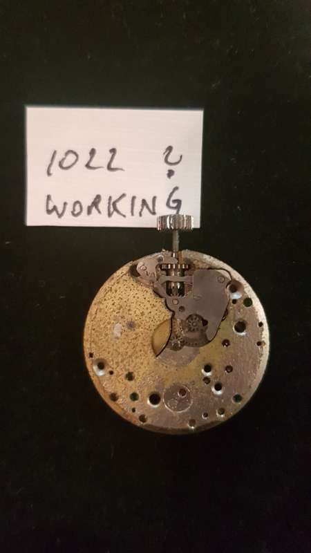 3 watch movements 2x working as per pictures 1022 , perseux, Lanco
