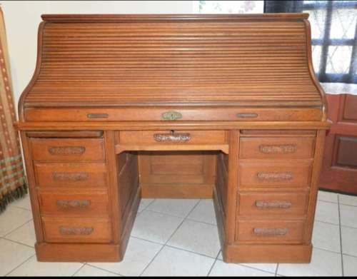 Large Edwardian solid oak S Shaped roll top desk...not your std run of the mill