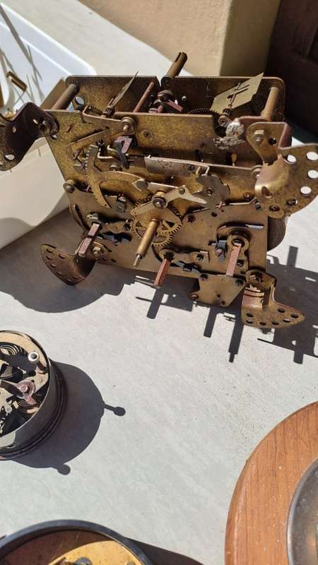 Lot clock movements