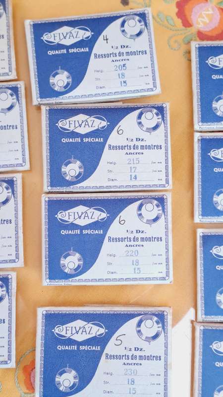 Lot 2 watch springs various with different qty`s