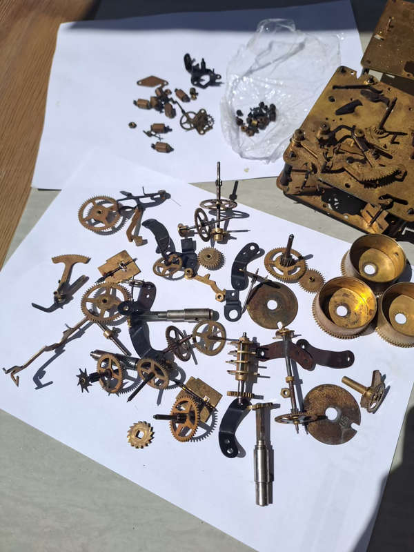looks like 4 FHS clock moments for spares or repairs