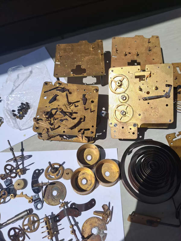 looks like 4 FHS clock moments for spares or repairs