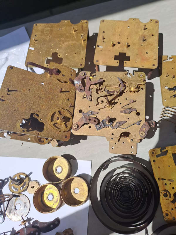 looks like 4 FHS clock moments for spares or repairs