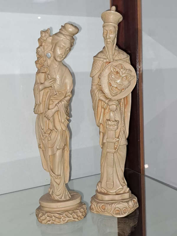 A pair of Japanese Emperor  Royal couple tall detailed figurines