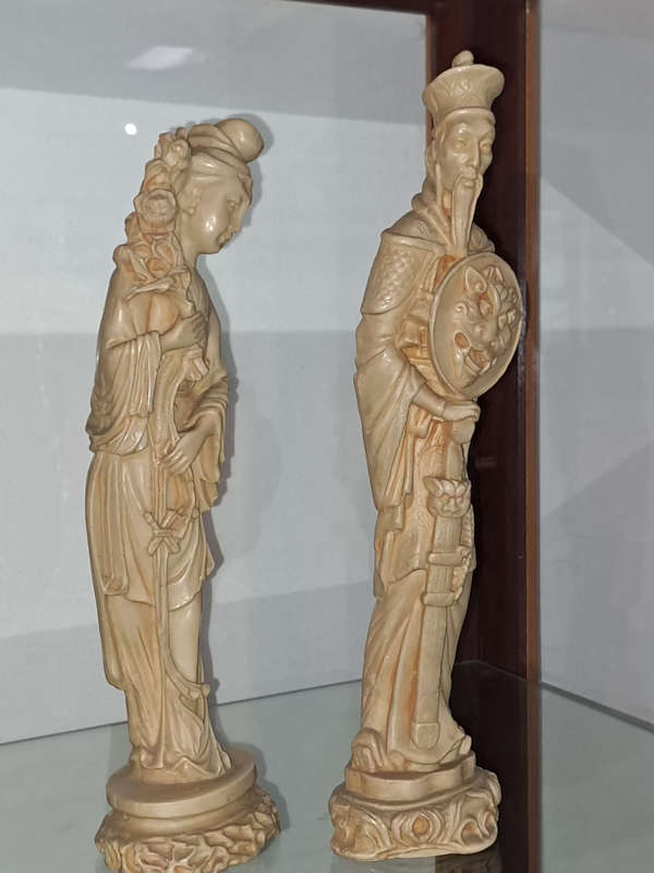 A pair of Japanese Emperor  Royal couple tall detailed figurines