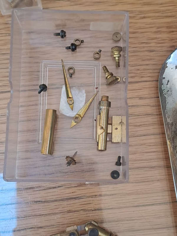 2x magnetic Dome clocks for re assembly