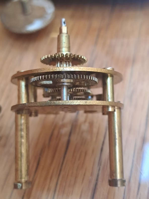 2x magnetic Dome clocks for re assembly