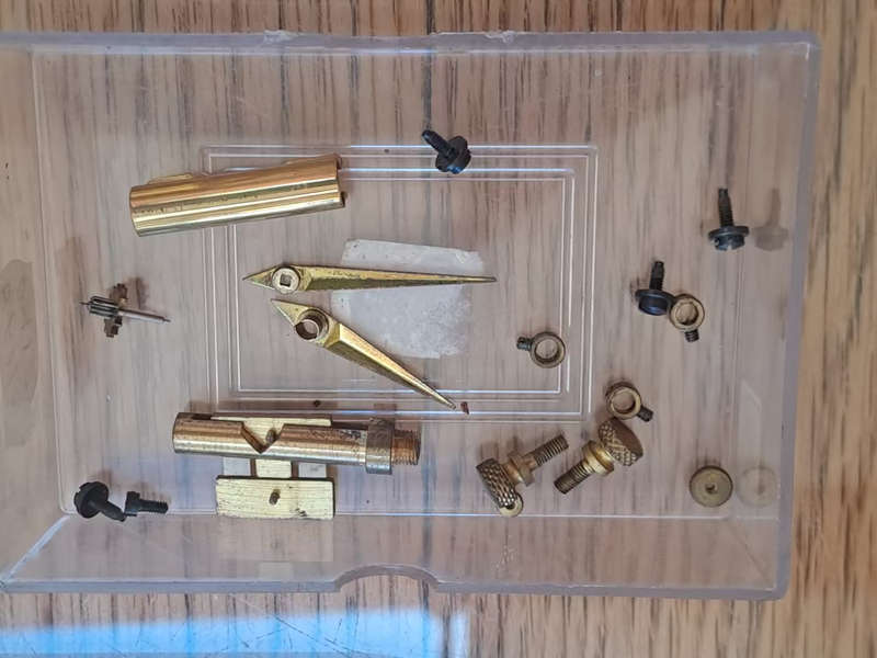 2x magnetic Dome clocks for re assembly