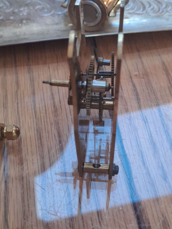 2x magnetic Dome clocks for re assembly