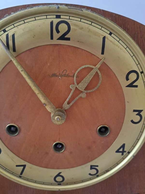 A RARE ANTIQUE (c1940) GERMAN MADE `MULLER-SCHLENKER` ART DECO MANTLE CLOCK