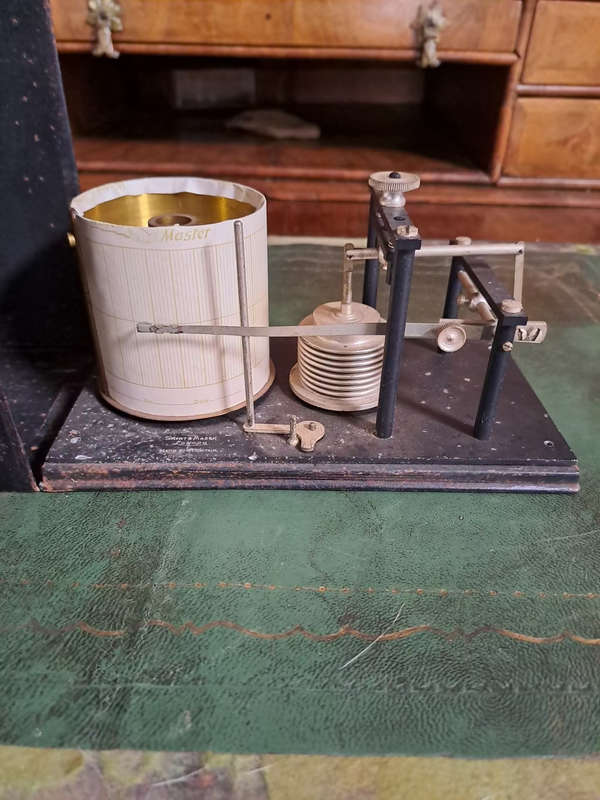 Short & Marsh Britain barograph  working