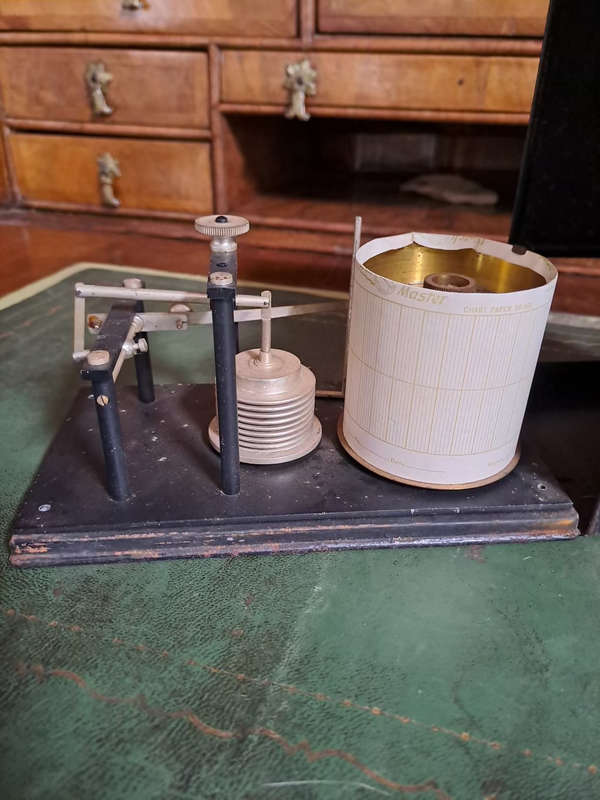 Short & Marsh Britain barograph  working