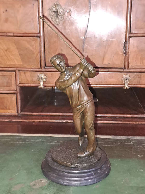 Vintage Bronze golfer 32cm