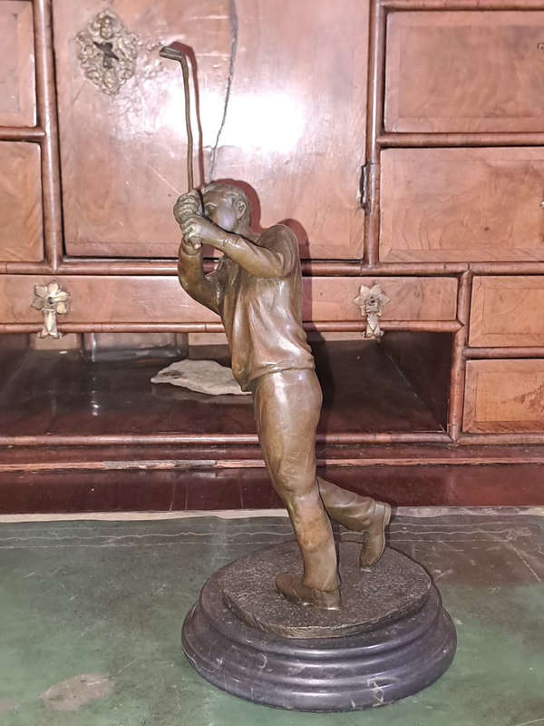 Vintage Bronze golfer 32cm