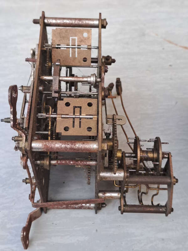2x clock movements for spares/ repairs