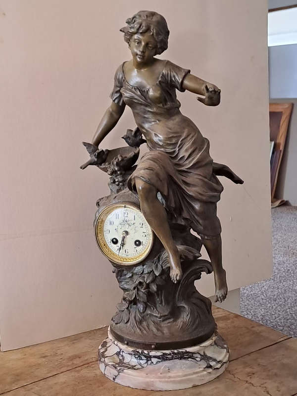 Beautifull French sigened F.Moreau spelter Premier fruits clock