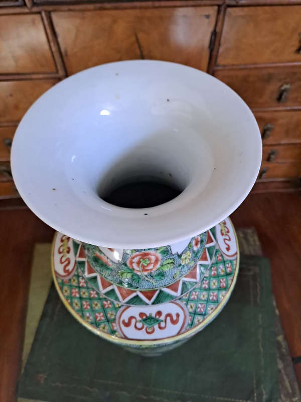 Large 1910 - 1935 Chinese Famille Verte Vase 55cm not for the average home