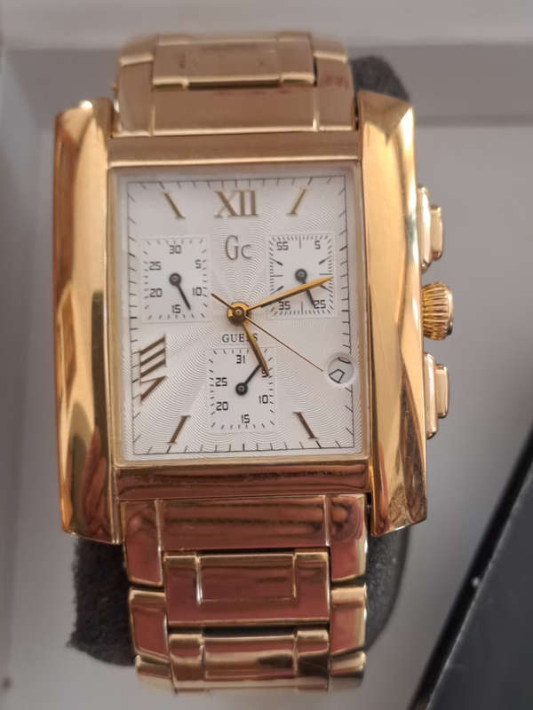 Large luxurious GUESS chronograph mens watch GC2000 new old stock