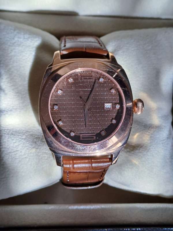 Large Bold men's rose gold Vasto watch new unworn