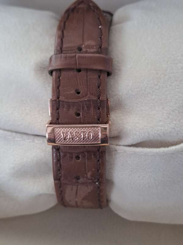 Large Bold men's rose gold Vasto watch new unworn