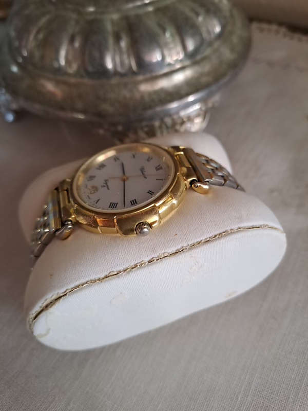 Swiss mvt  Clasique Elegance Australian vintage watch REDUCED
