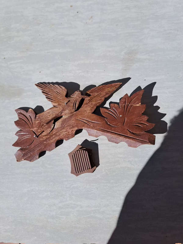 Cuckoo clock top