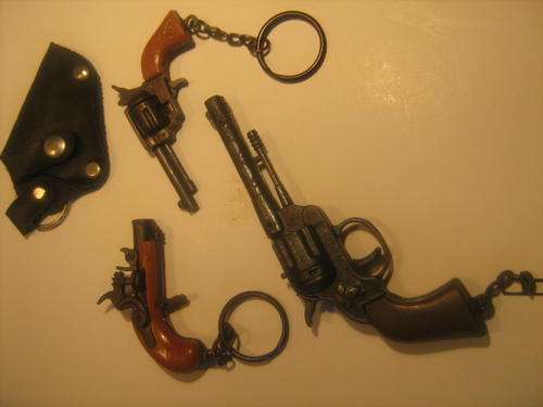 3X MINI PISTOL KEY RINGS