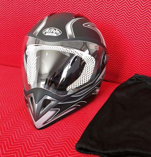 Airoh S4 helmet